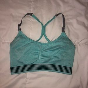 Victoria Sport sports bra